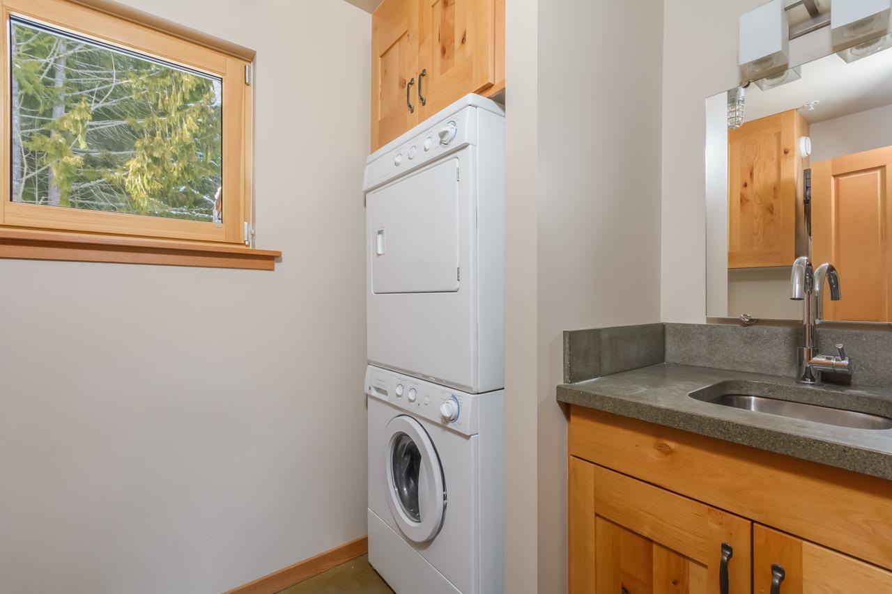Chalet The Mountain Project #2 Rossland