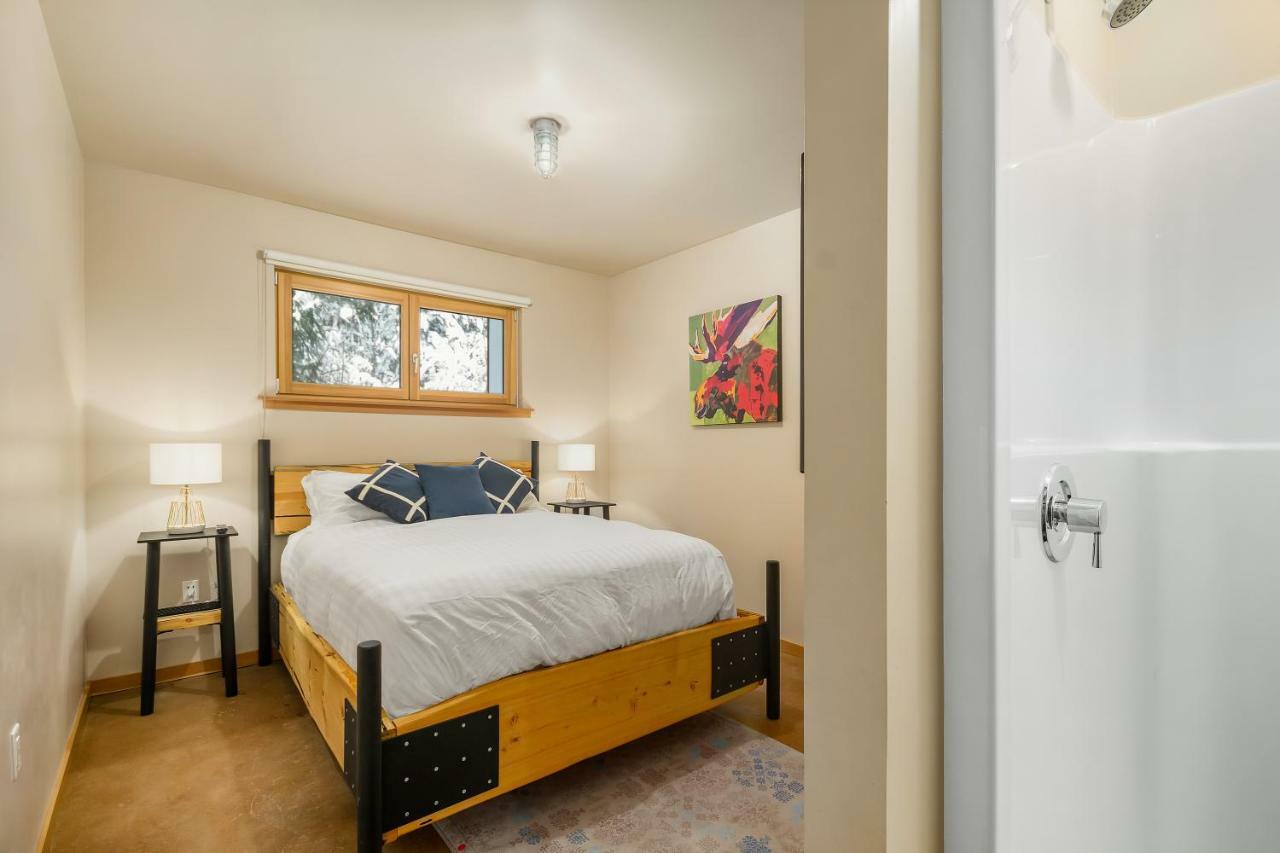 The Mountain Project #2 Chalet Rossland
